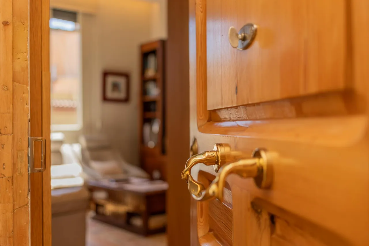 living - 79m² apartment for sale in Barri Vell, Girona - gallery - 9