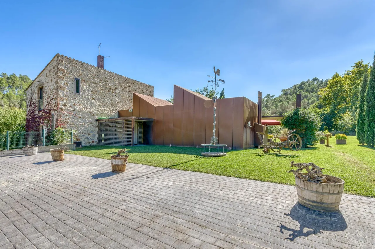 living - 264m² country house for sale in Alt Empordà, Girona - gallery - 4