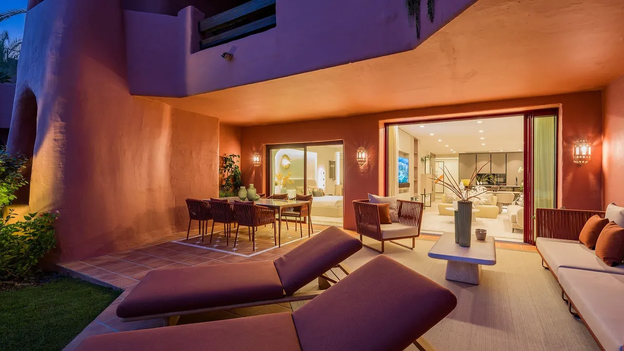 living - 130m² apartment with 42m² terrace for sale in New Golden Mile - gallery - 8