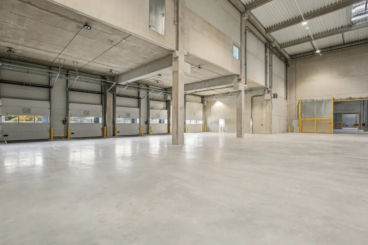 logistics - Entrepôt Logistique À Louer - gallery - 6