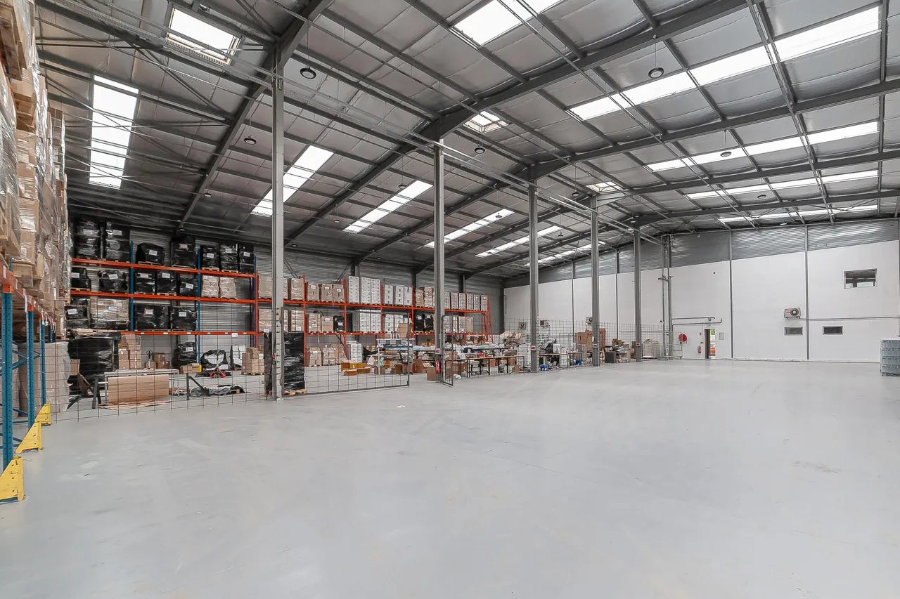 logistics - Activités / Bureaux À Louer - gallery - 4