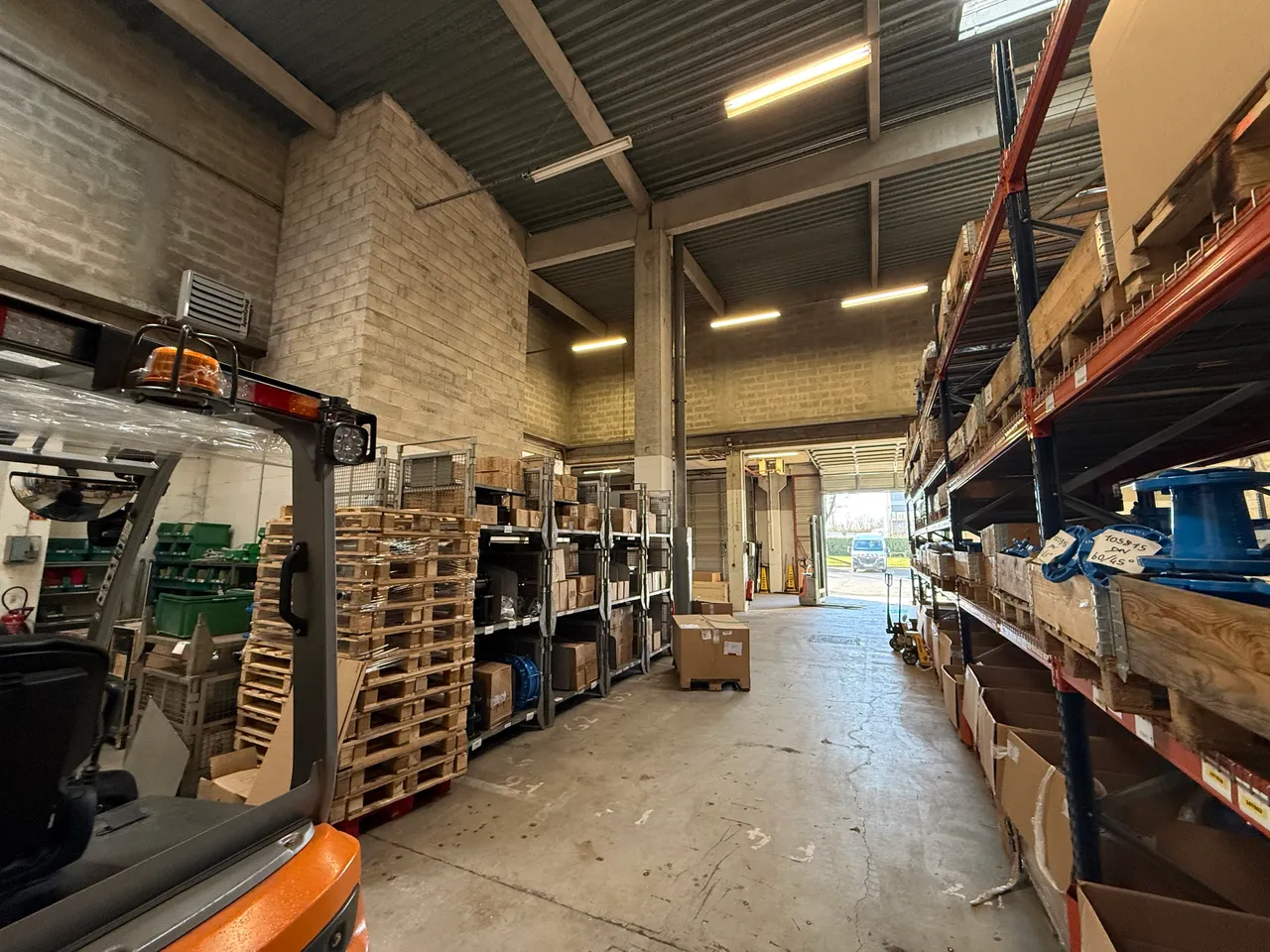 logistics - Activity Facility For Rent - gallery - 10