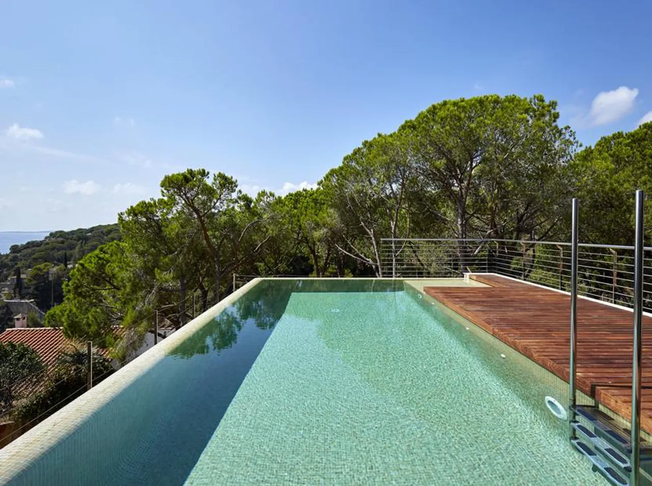 living - Villa moderna recién construida en venta en Cala Canyelles - gallery - 7