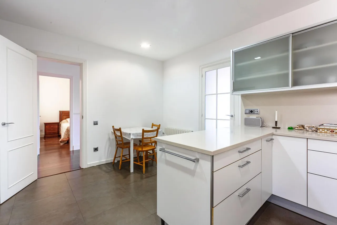 living - Piso de 255m² en venta en Eixample Derecho, Barcelona - gallery - 9