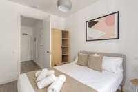living - Piso de 55m² en alquiler en Sol, Madrid - gallery thumbnail - 8