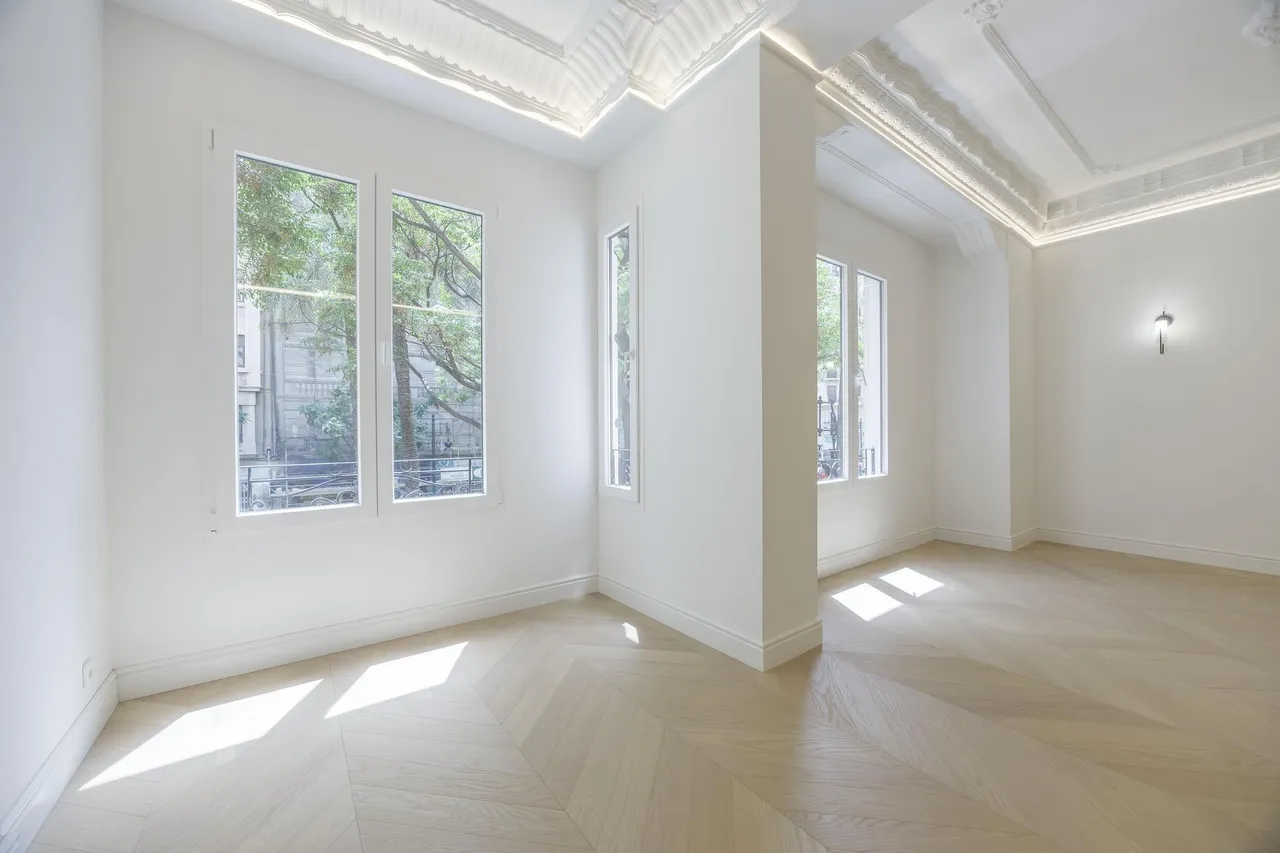 living - 197m² apartment with 15m² terrace for sale in Gran Vía - gallery - 6