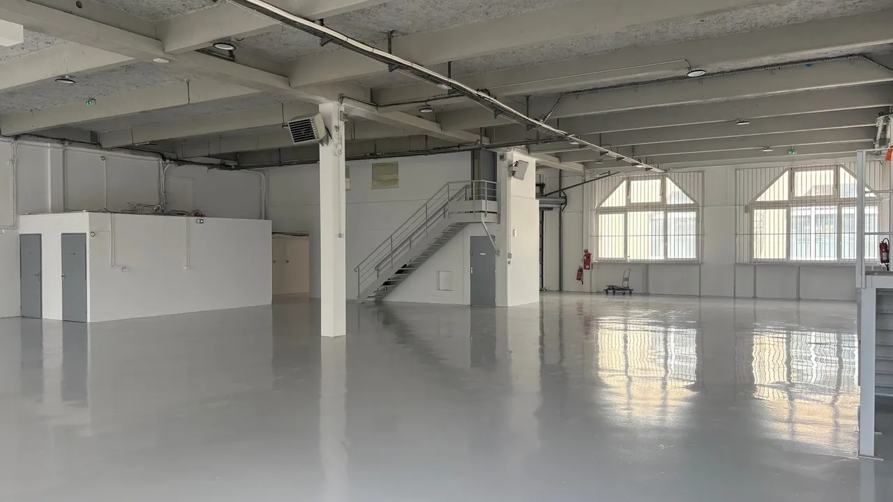 logistics - Warehouse / Offices For Rent - gallery - 6