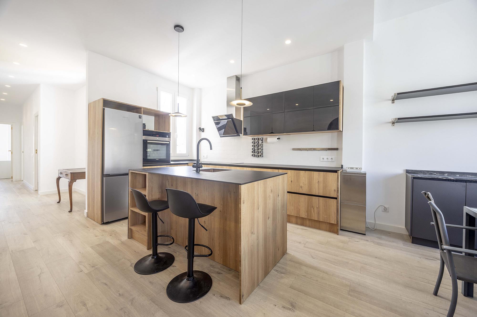 living - 107m² apartment for rent in Ruzafa, Valencia - gallery - 6