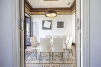 living - 242m² apartment for sale in El Mercat, Valencia - gallery thumbnail - 4