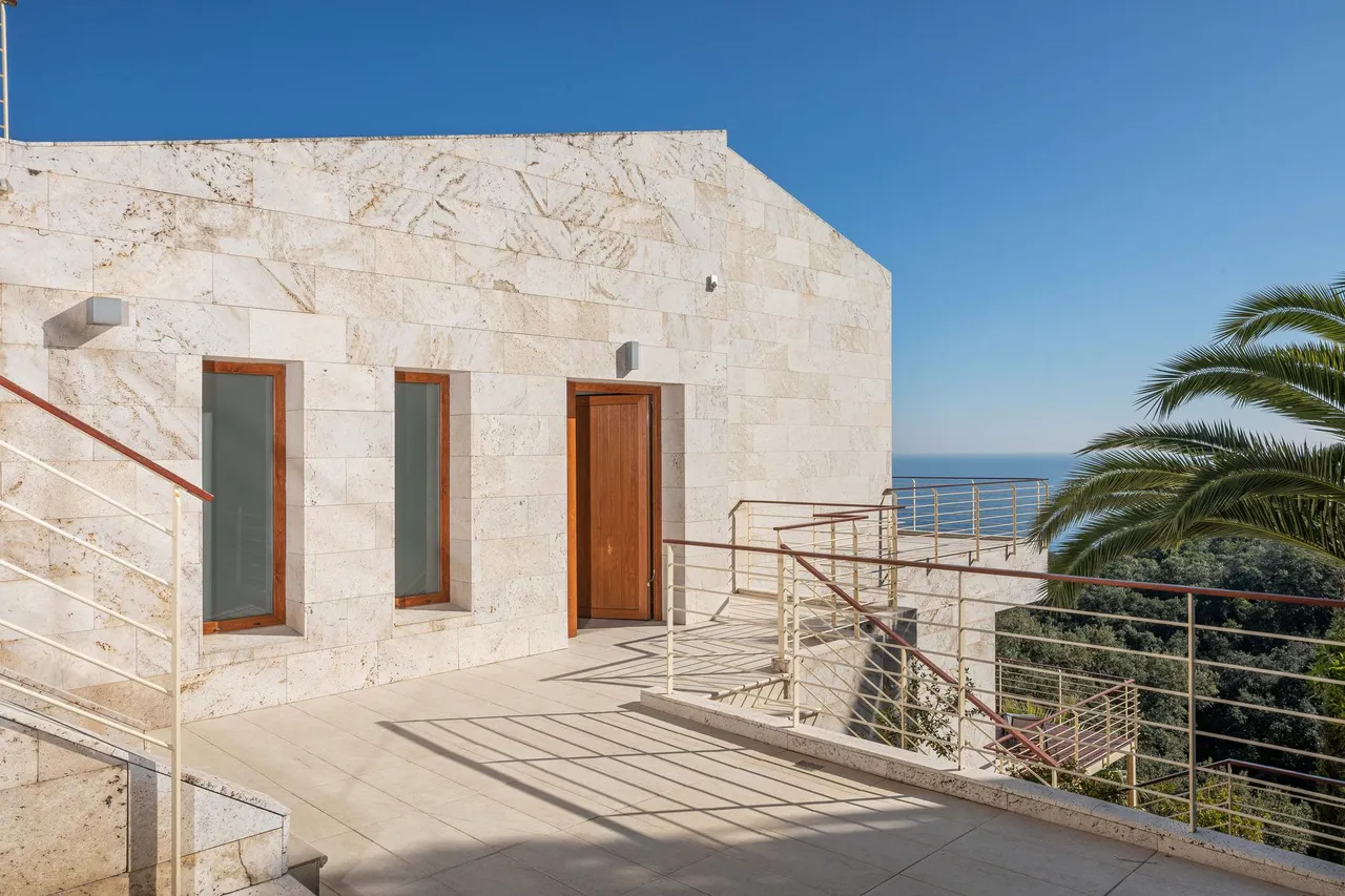 living - 300m² house / villa for sale in Tossa de Mar, Costa Brava - gallery - 5