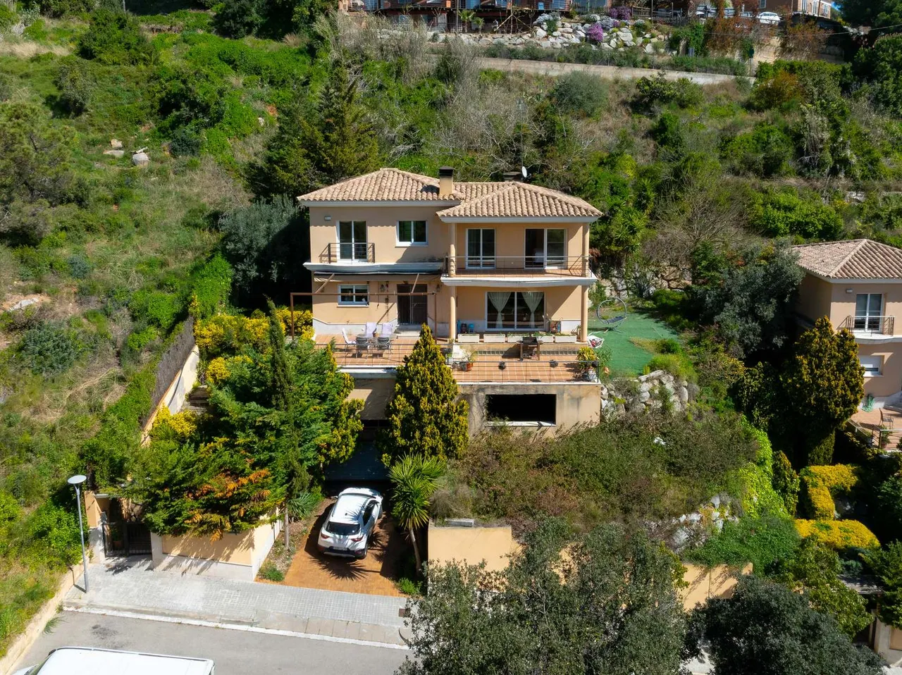 living - 290m² house / villa for sale in Premià de Dalt, Barcelona - gallery - 2