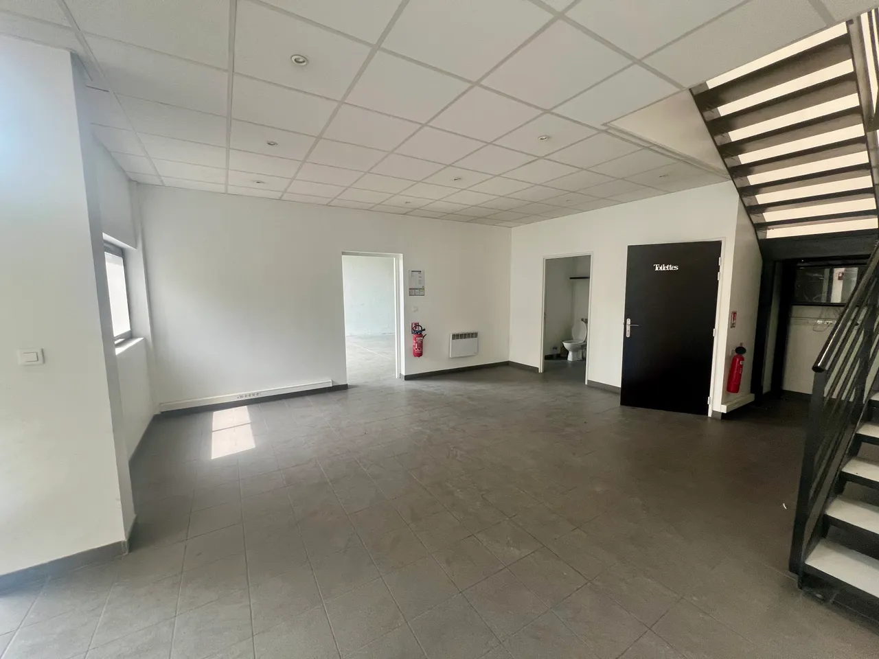 logistics - Activités / Bureaux À Louer - gallery - 8