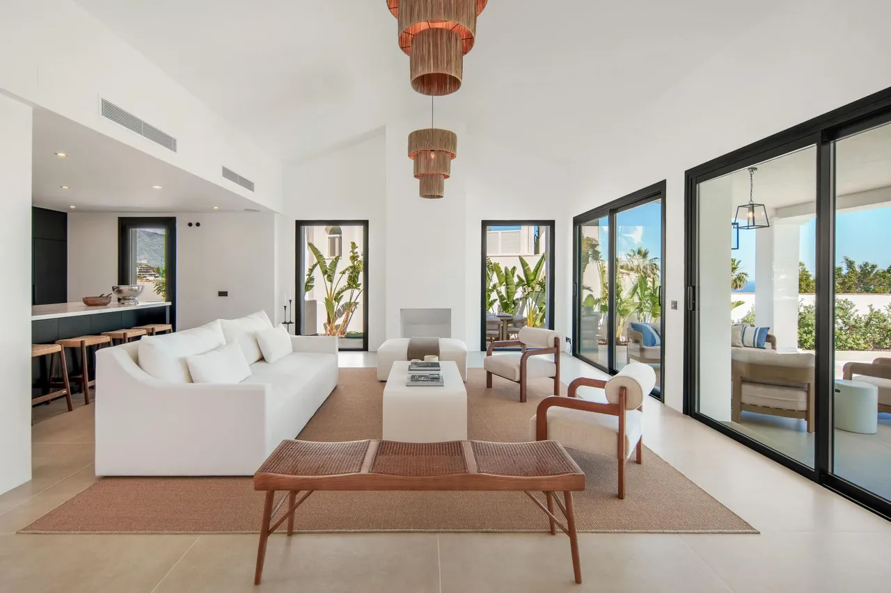 living - 319m² house / villa with 80m² terrace for sale in Benahavís - gallery - 6