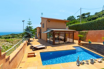 living - Casa / villa de 324m² en venta en Teià, Barcelona - featured