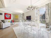 living - Piso de 209m² en venta en Eixample Derecho, Barcelona - gallery thumbnail - 2