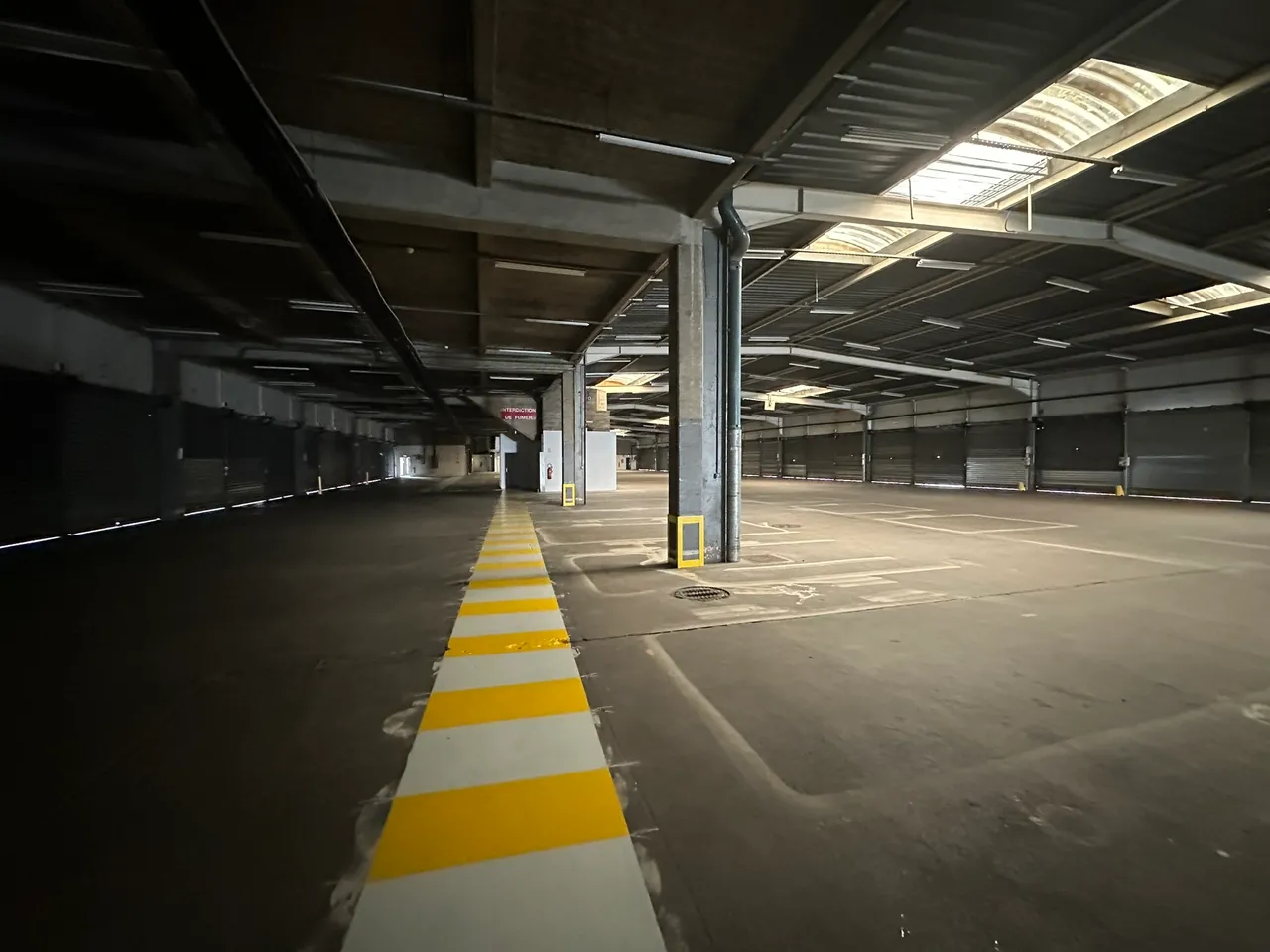 logistics - Courier Warehouse For Rent - gallery - 7