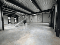 logistics - Activités / Bureaux À Louer - À Vendre - gallery thumbnail - 4
