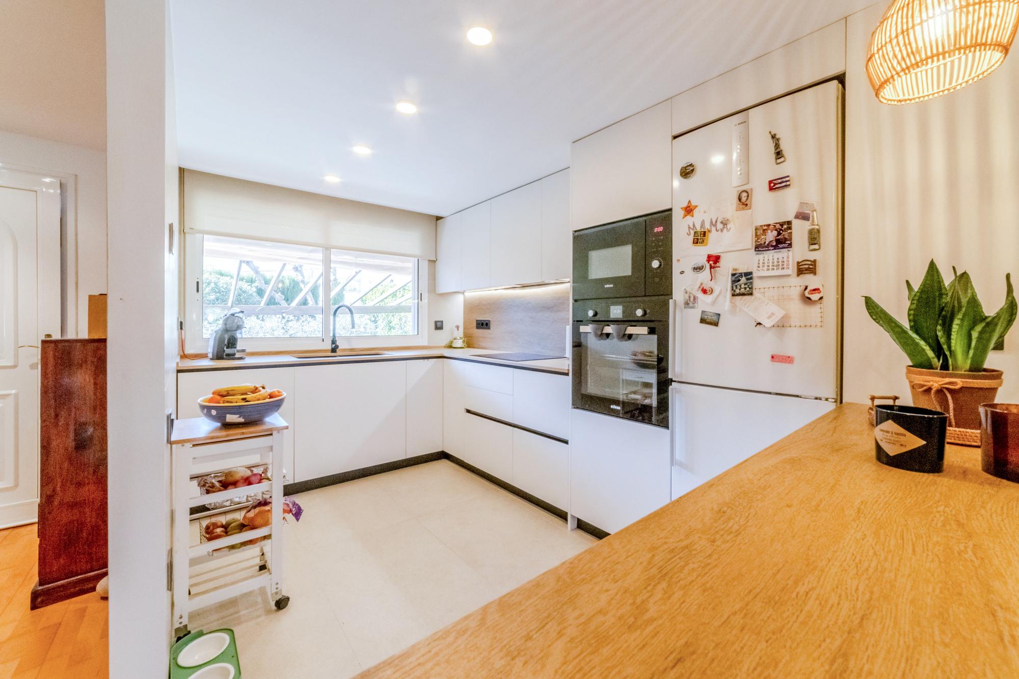 living - 187m² house / villa with 101m² garden for sale in Levantina - gallery thumbnail - 7