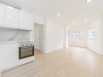 living - Piso de 66m² en venta en Sant Gervasi - Galvany, Barcelona - featured