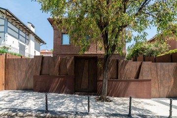 living - 450m² house / villa with 50m² garden for sale in Niño Jesús - featured