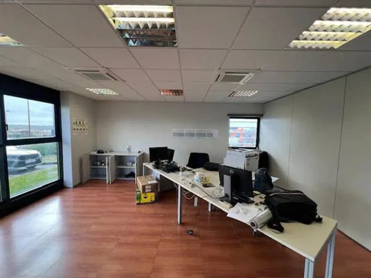 logistics - Logistics Warehouse For Sale - gallery - 10