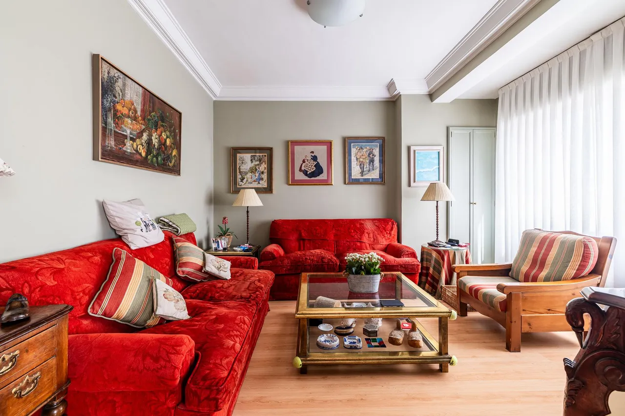 living - 149m² apartment for sale in Ríos Rosas, Madrid - gallery - 2