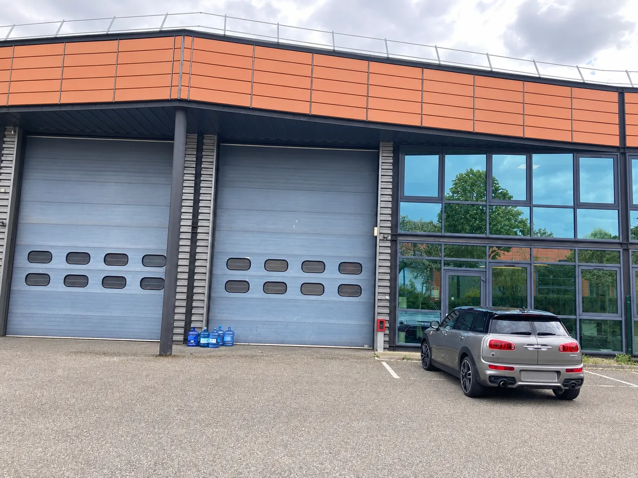 logistics - Entrepôt / Bureaux À Louer - gallery - 3