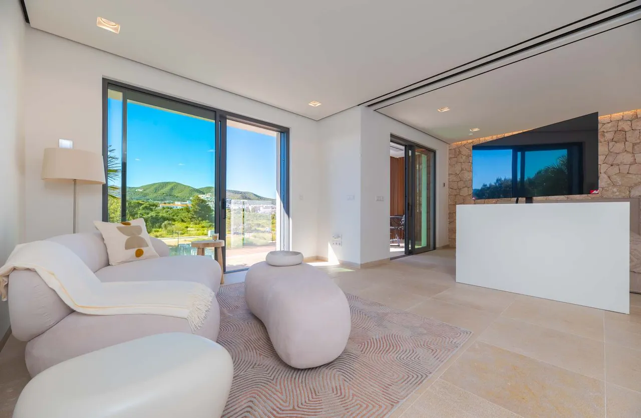 living - 80m² apartment with 10m² terrace for sale in Ibiza Town - gallery - 2