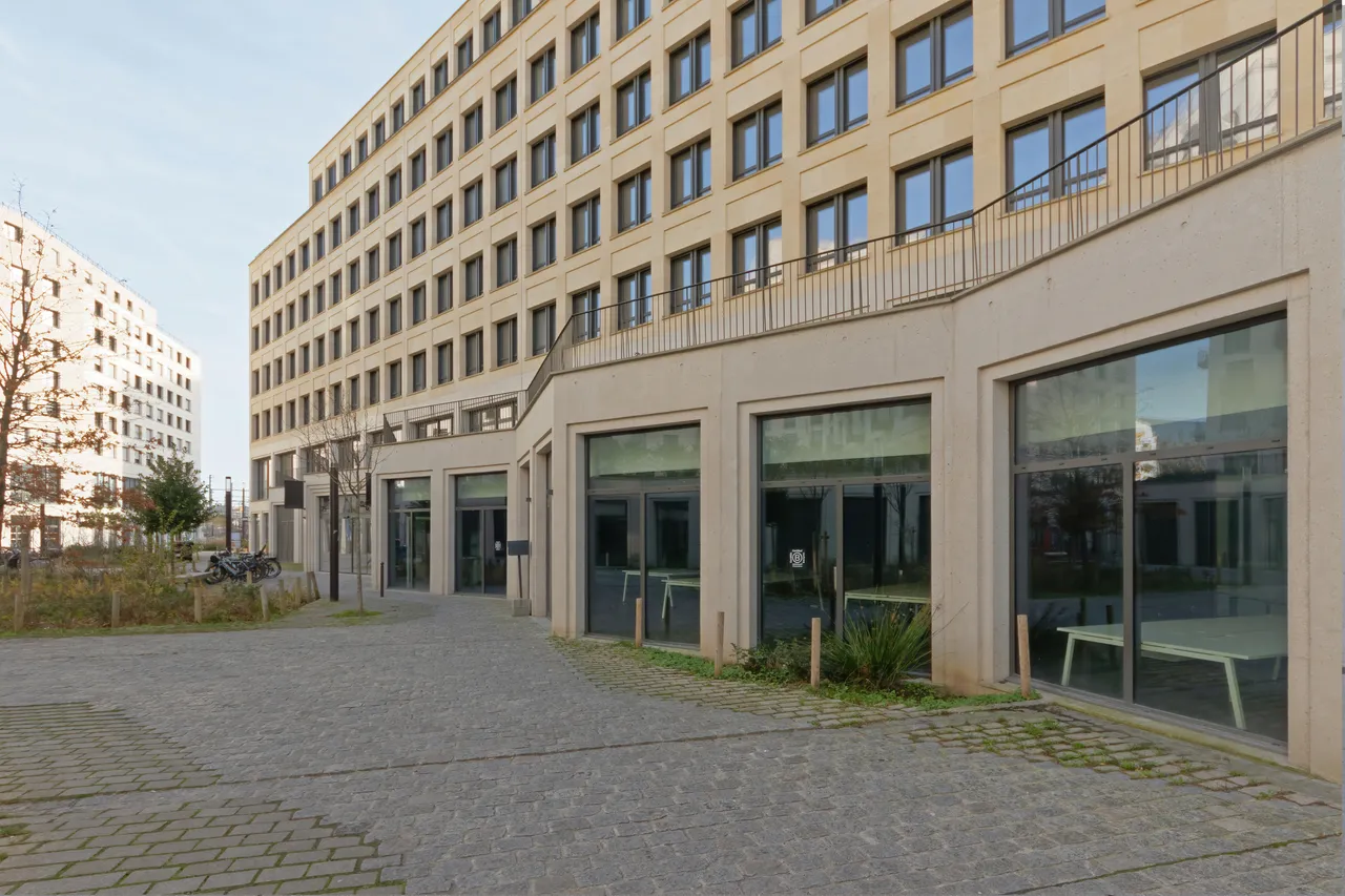 logistics - Activités / Bureaux À Louer - gallery - 3