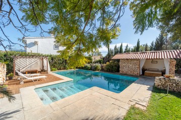 living - 453m² house / villa for sale in La Eliana, Valencia - featured