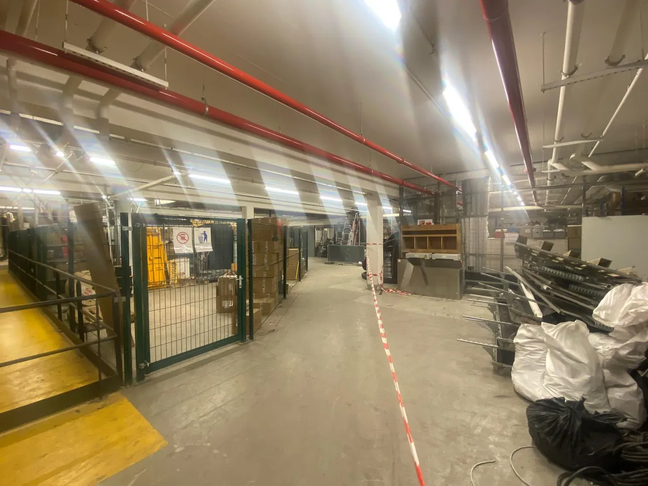 logistics - Entrepôt Logistique À Louer - gallery - 2