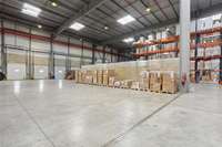 logistics - Entrepôt / Bureaux À Louer - gallery thumbnail - 8
