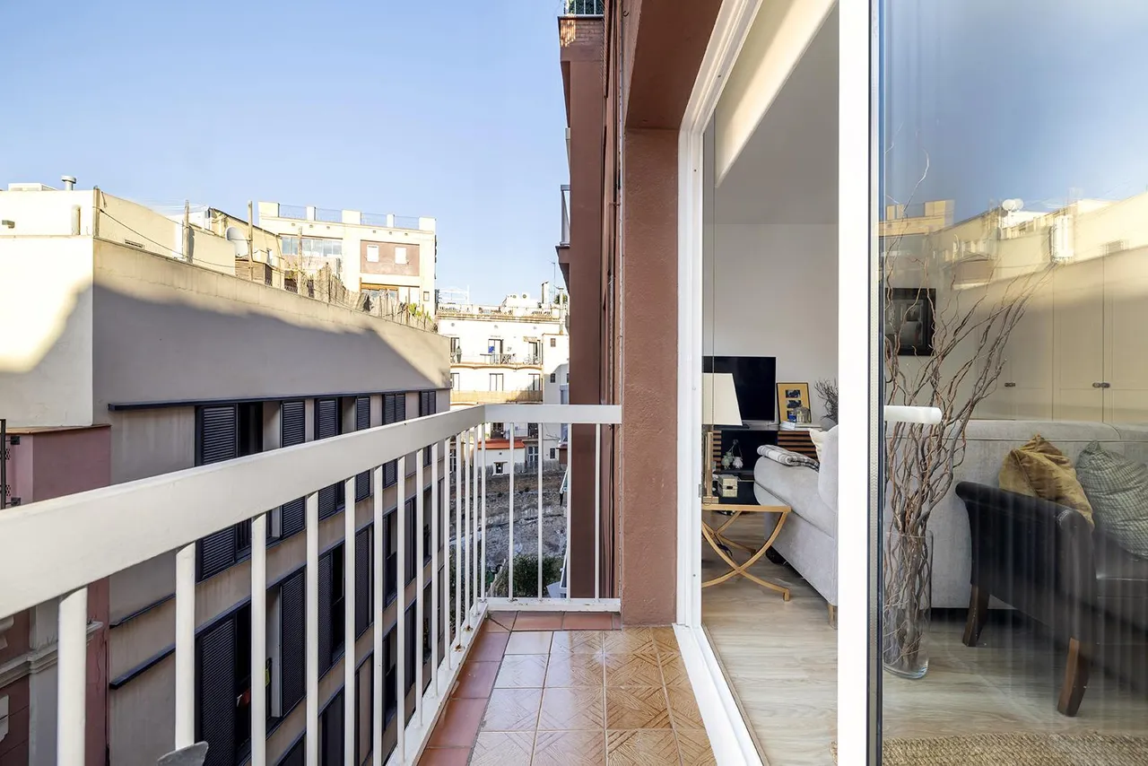 living - 66m² apartment for rent in Eixample Right, Barcelona - gallery - 6