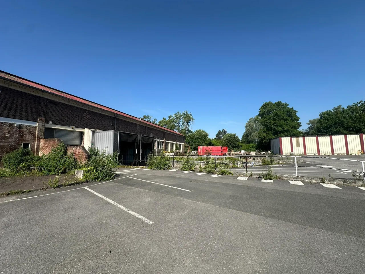 logistics - Light Industrial Premises / Offices For Sale - gallery - 7