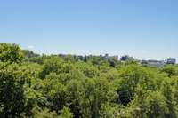 living - Piso de 225m² en alquiler en Cortes / Huertas, Madrid - gallery thumbnail - 4