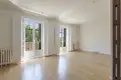 living - 225m² apartment for rent in Cortes / Huertas, Madrid - gallery thumbnail - 2