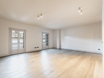 living - Piso de 90m² en venta en El Born, Barcelona - featured