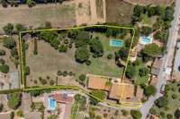 living - Casa rural de 623m² en venta en Alt Empordà, Girona - Plano del piso thumbnail - 1