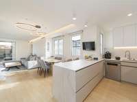 living - Ático de 120m² con 38m² terraza en venta en Eixample Izquierdo - gallery thumbnail - 7