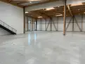 logistics - Activités / Bureaux À Louer - gallery thumbnail - 4