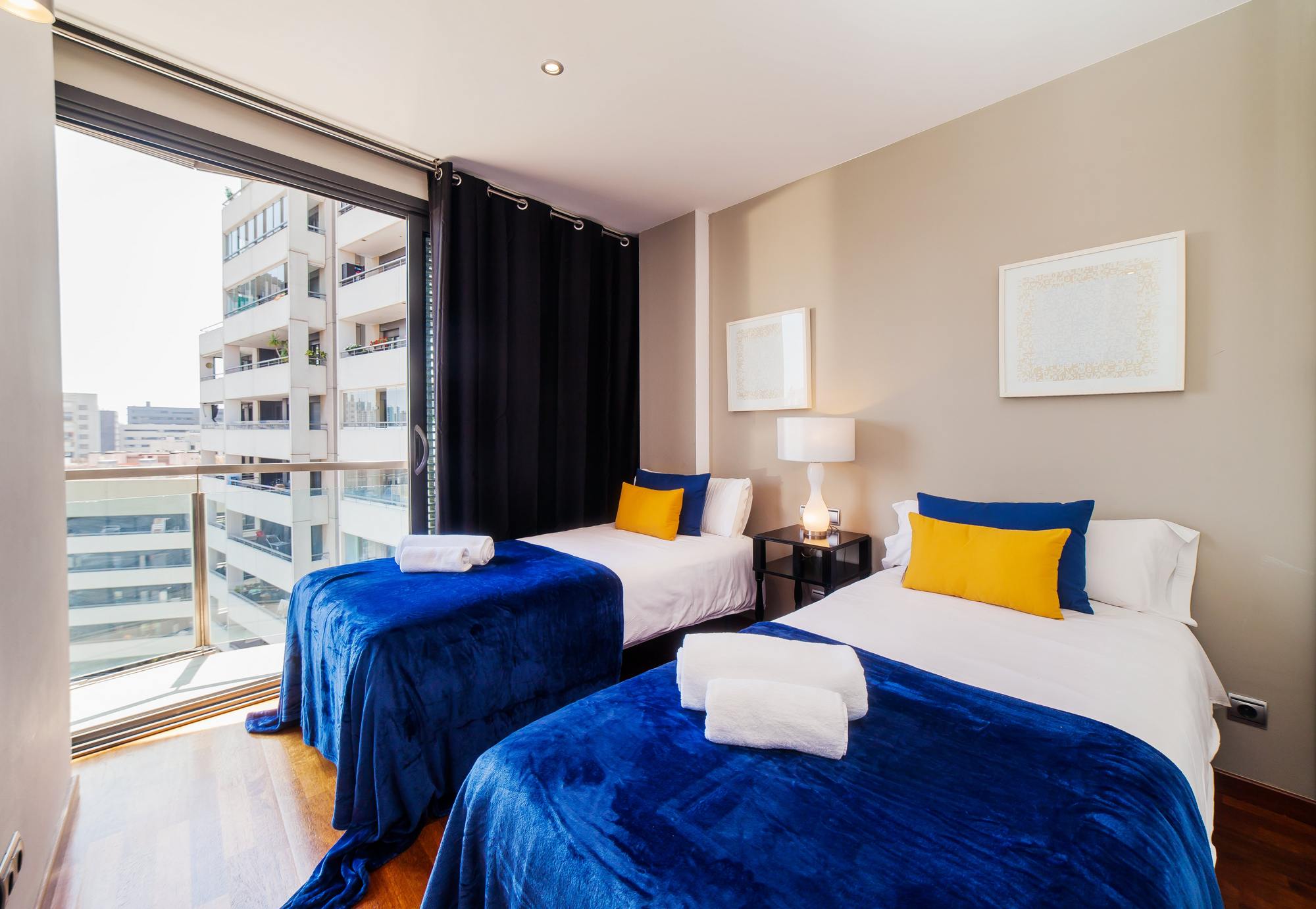 living - 125m² penthouse for sale in Diagonal Mar, Barcelona - gallery thumbnail - 8