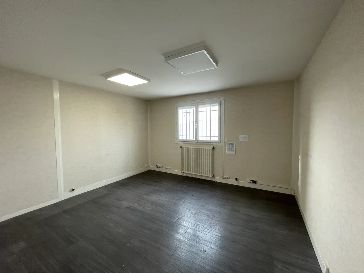 logistics - Activity Facility For Sale - gallery - 9