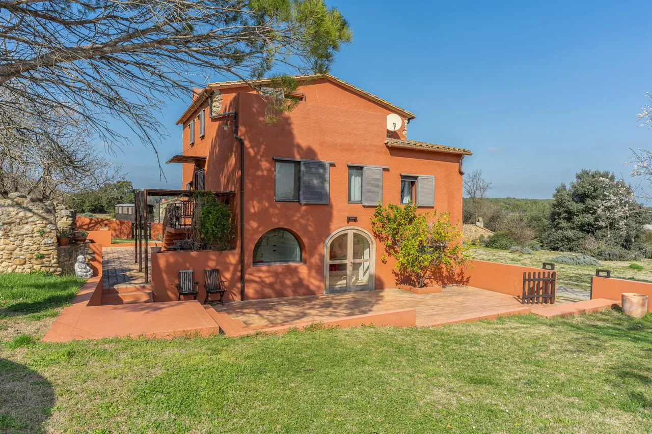 living - Casa rural de 724m² en venta en Pla de l'Estany, Girona - gallery - 6