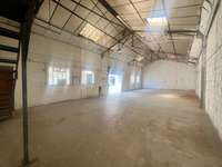logistics - Activités / Bureaux À Louer - gallery thumbnail - 4
