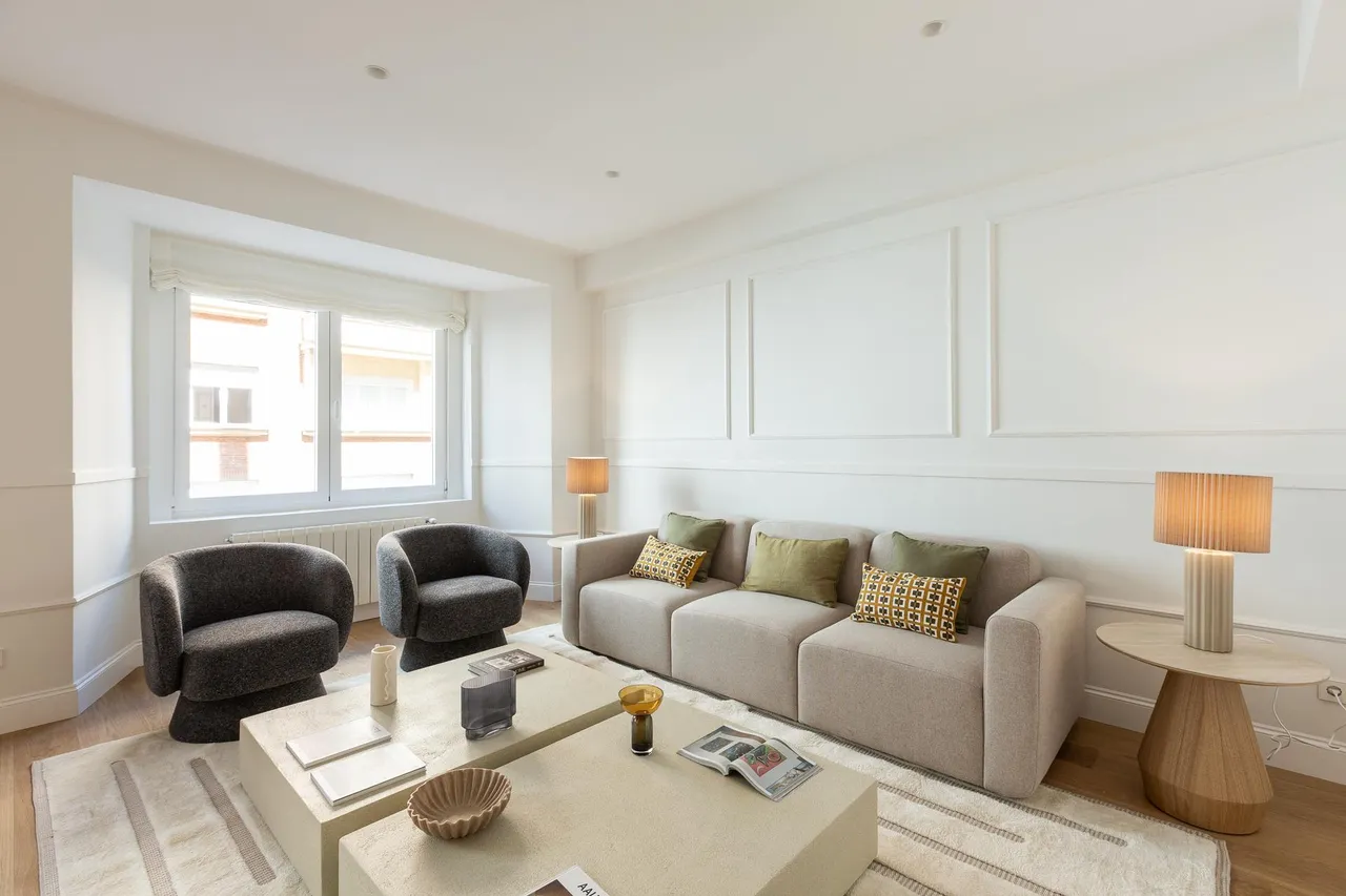 living - Piso de 212m² en venta en Recoletos, Madrid - gallery - 9