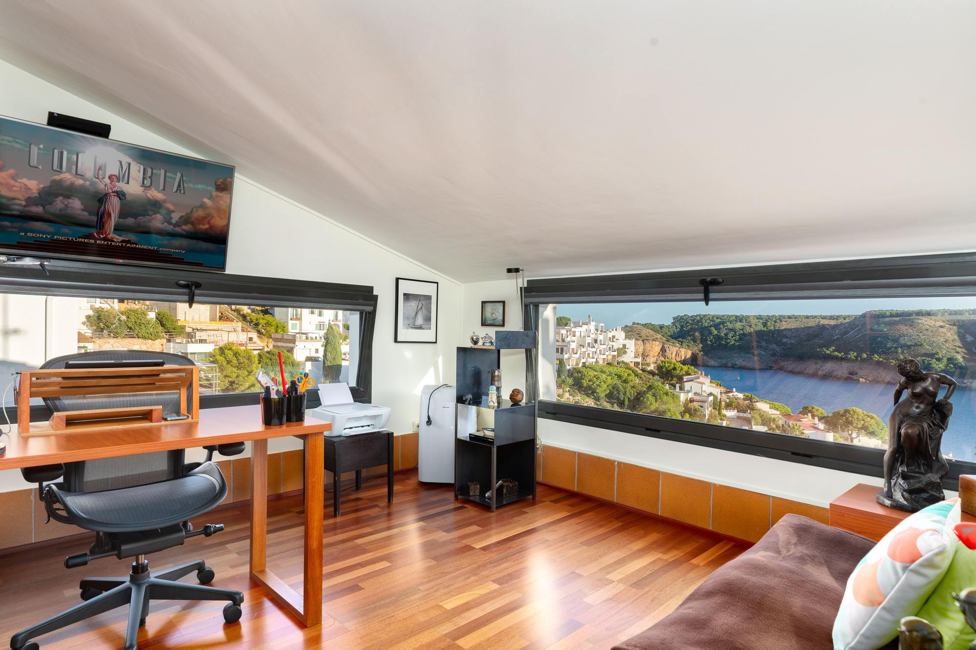 living - 304m² house / villa for sale in L'Escala, Costa Brava - gallery - 3