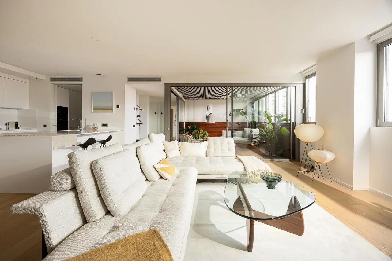 living - Casa Maury Parés - gallery - 4