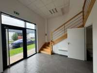 logistics - Activités / Bureaux À Louer - gallery thumbnail - 4