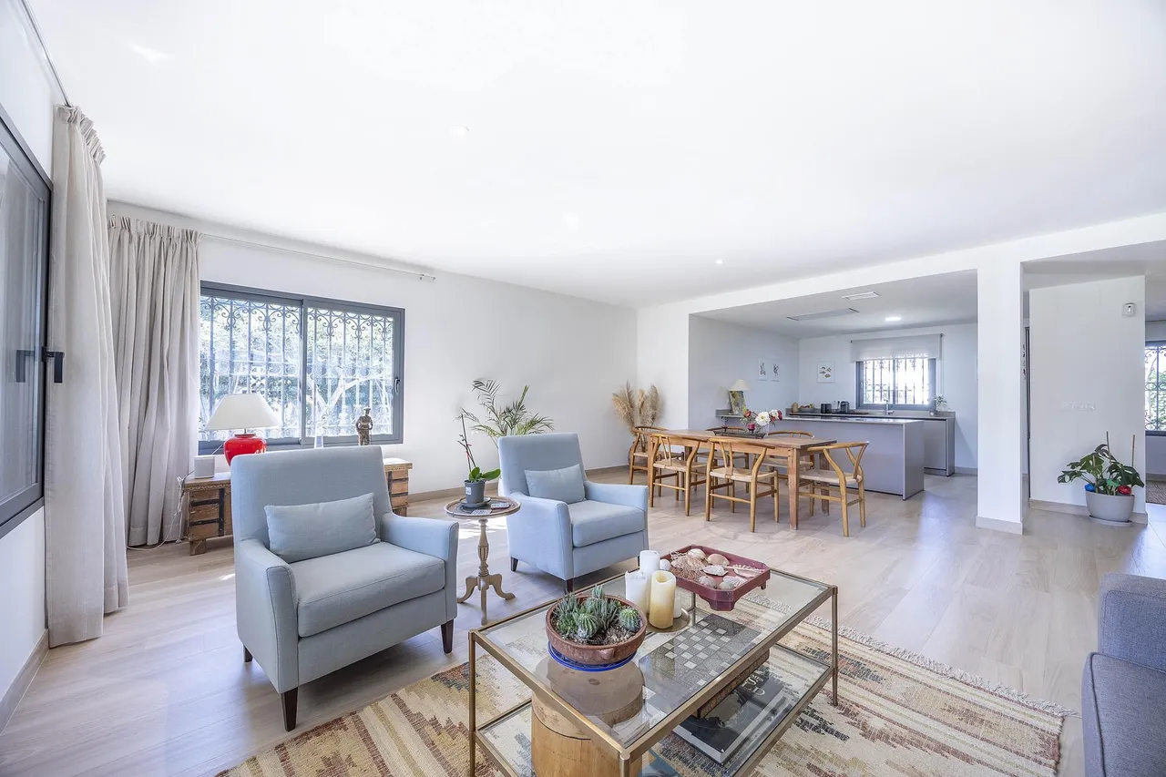 living - 344m² house / villa with 3,000m² garden for sale in Godella / Rocafort - gallery - 3