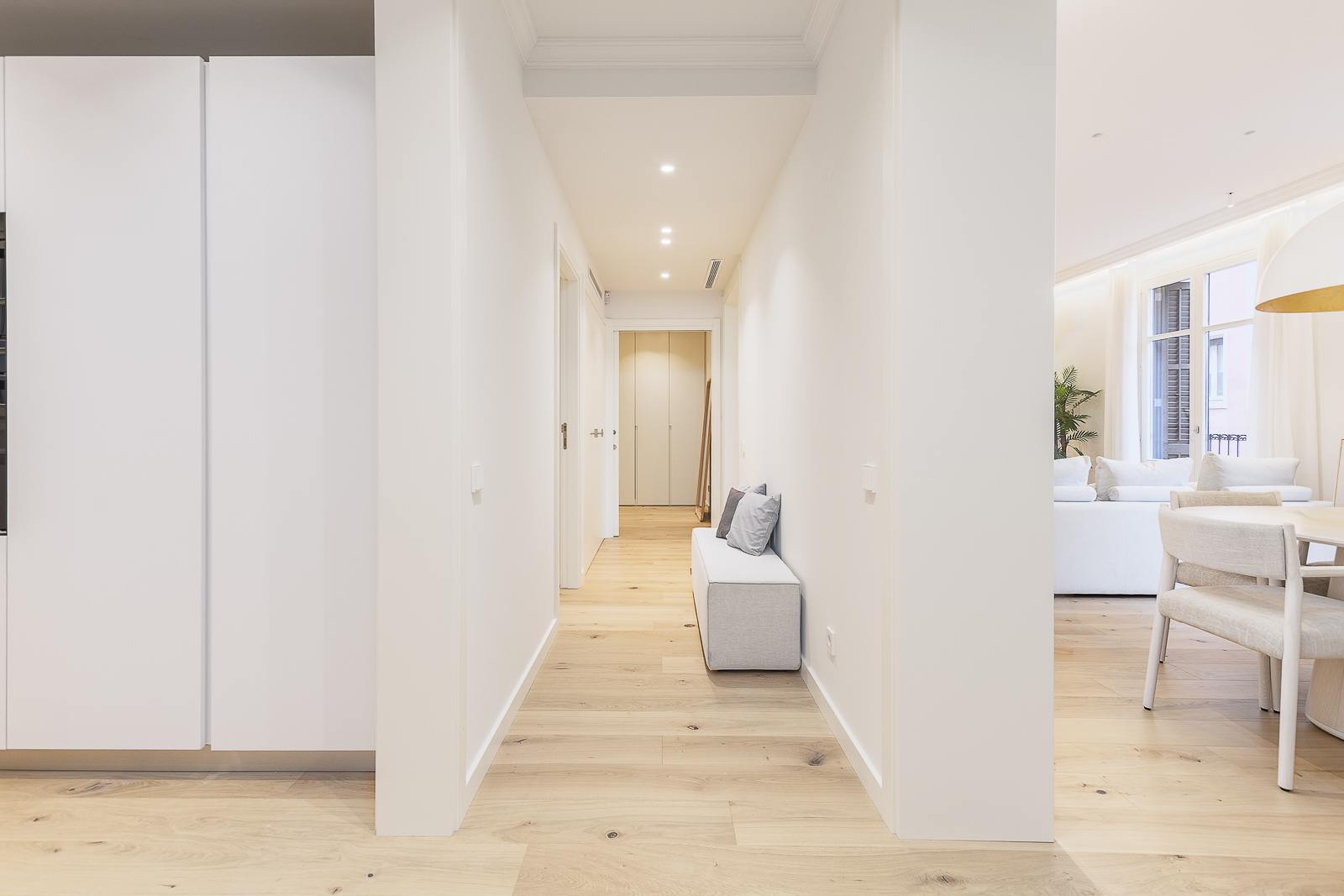 living - 162m² apartment for sale in Gótico, Barcelona - gallery thumbnail - 10